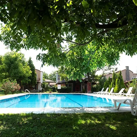 柯克皮纳庄园别墅 *