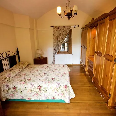 柯克皮纳庄园别墅 * 萨潘贾